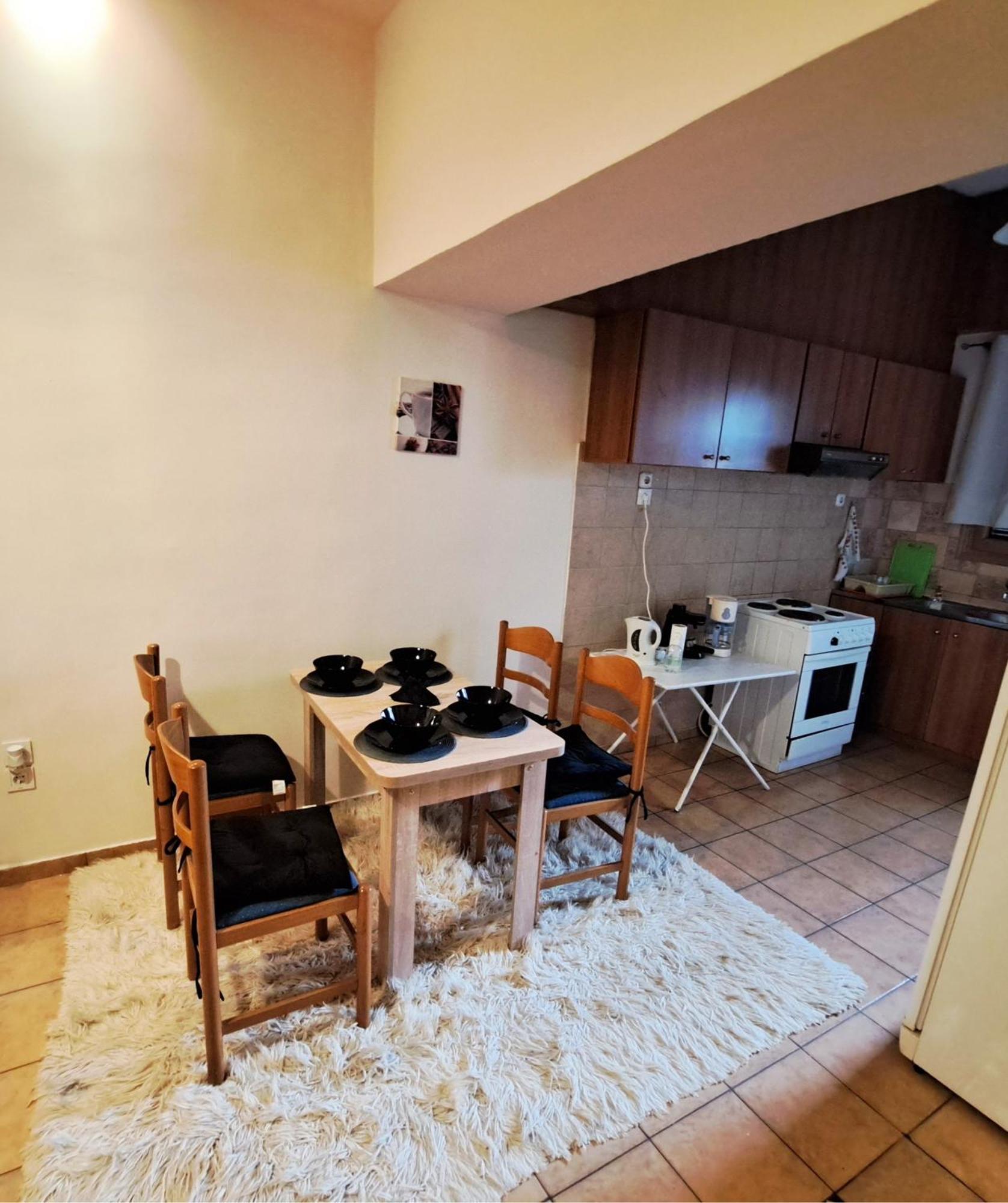 Апартаменты House With Yard Subway 5Min Walk Афины Экстерьер фото