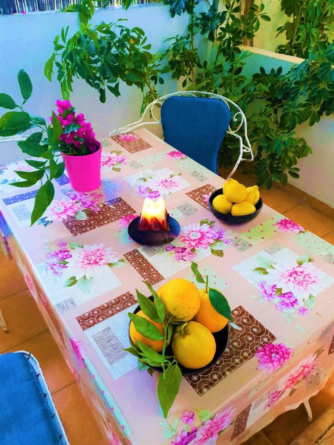 Апартаменты House With Yard Subway 5Min Walk Афины Экстерьер фото